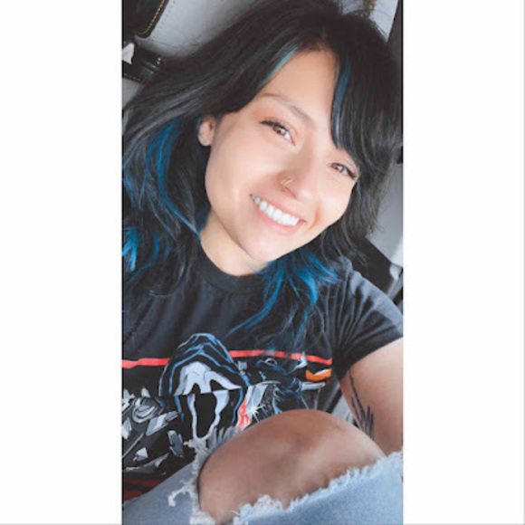 Meet your Posher, Angelica - Picture 1 of 1